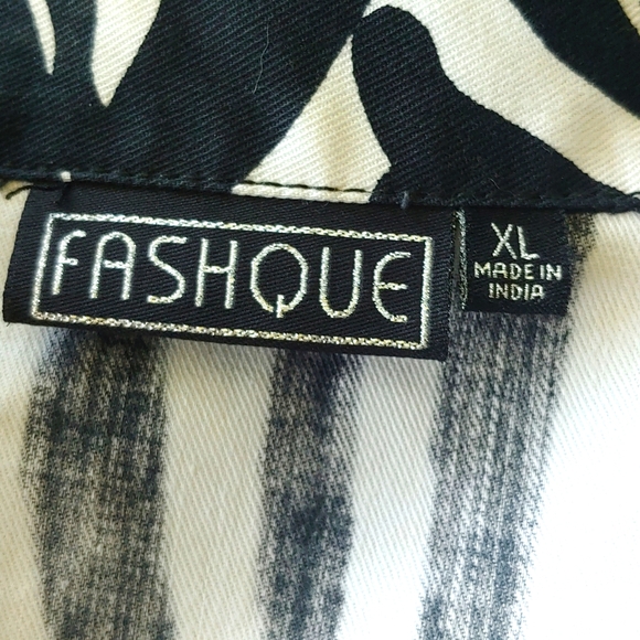 Zebra Print Jacket - Picture 4 of 4